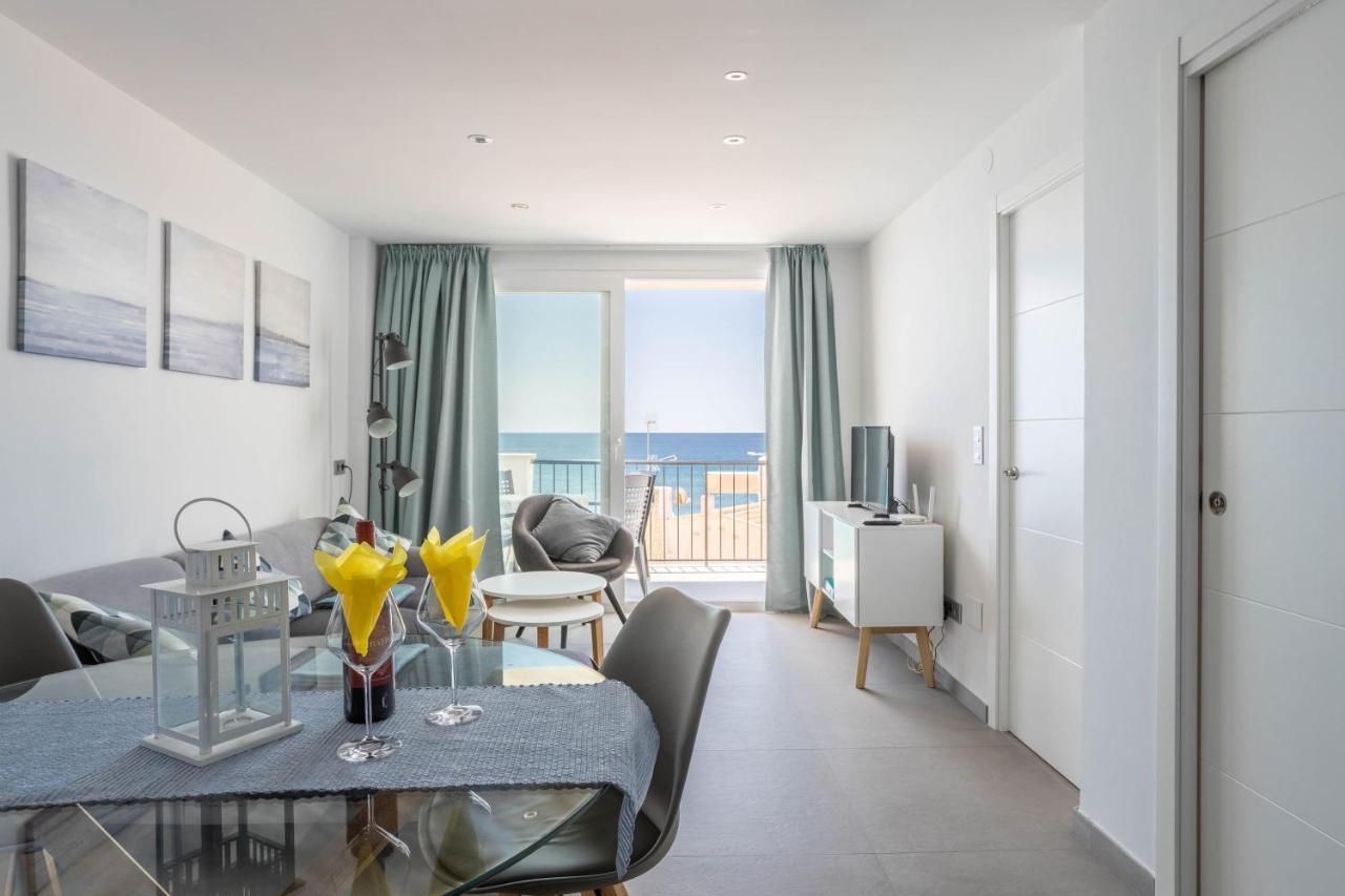 Apartment Arce Frontline Seaview Нерха Екстер'єр фото